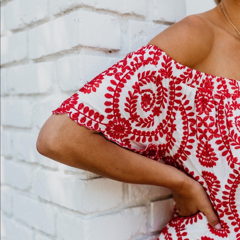 Sweet & Lacey Off-Shoulder - Picture 6 of 8